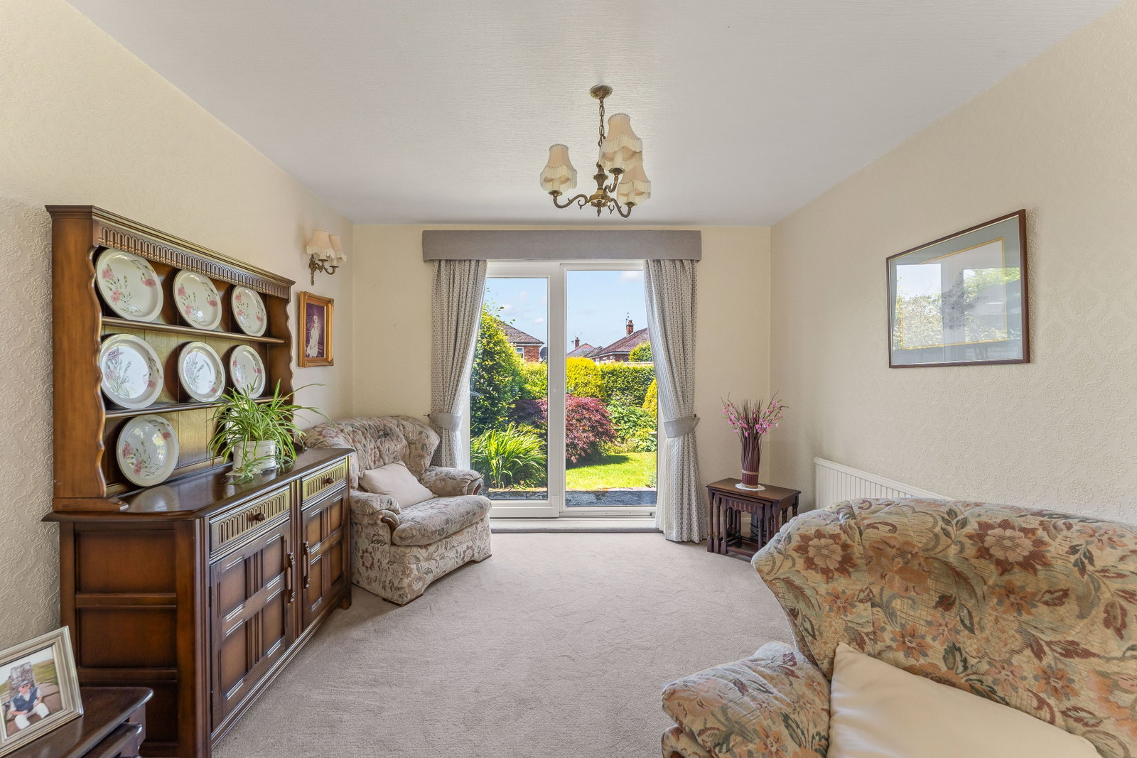 Semi Detached House in Macclesfield