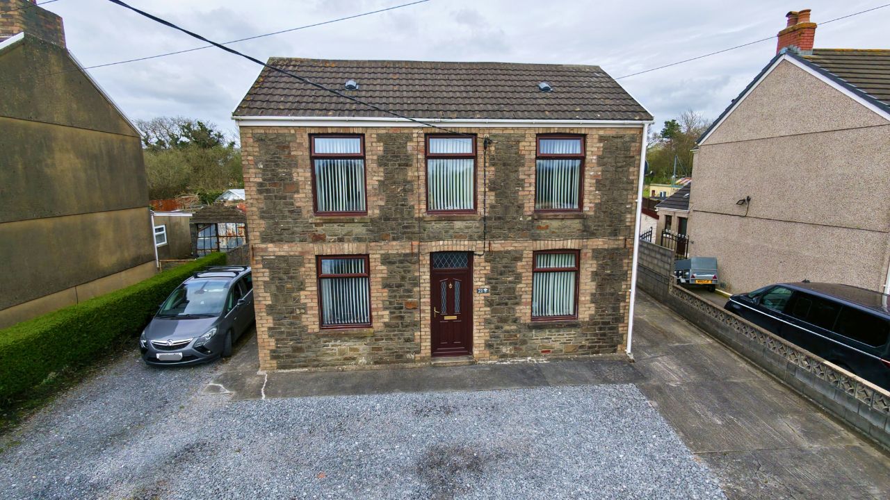 Detached House in Kidwelly