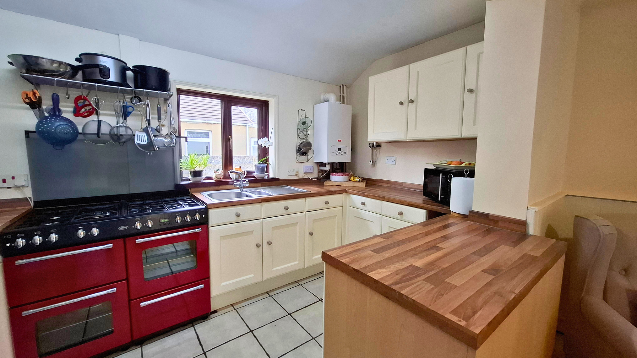 Detached House in Kidwelly