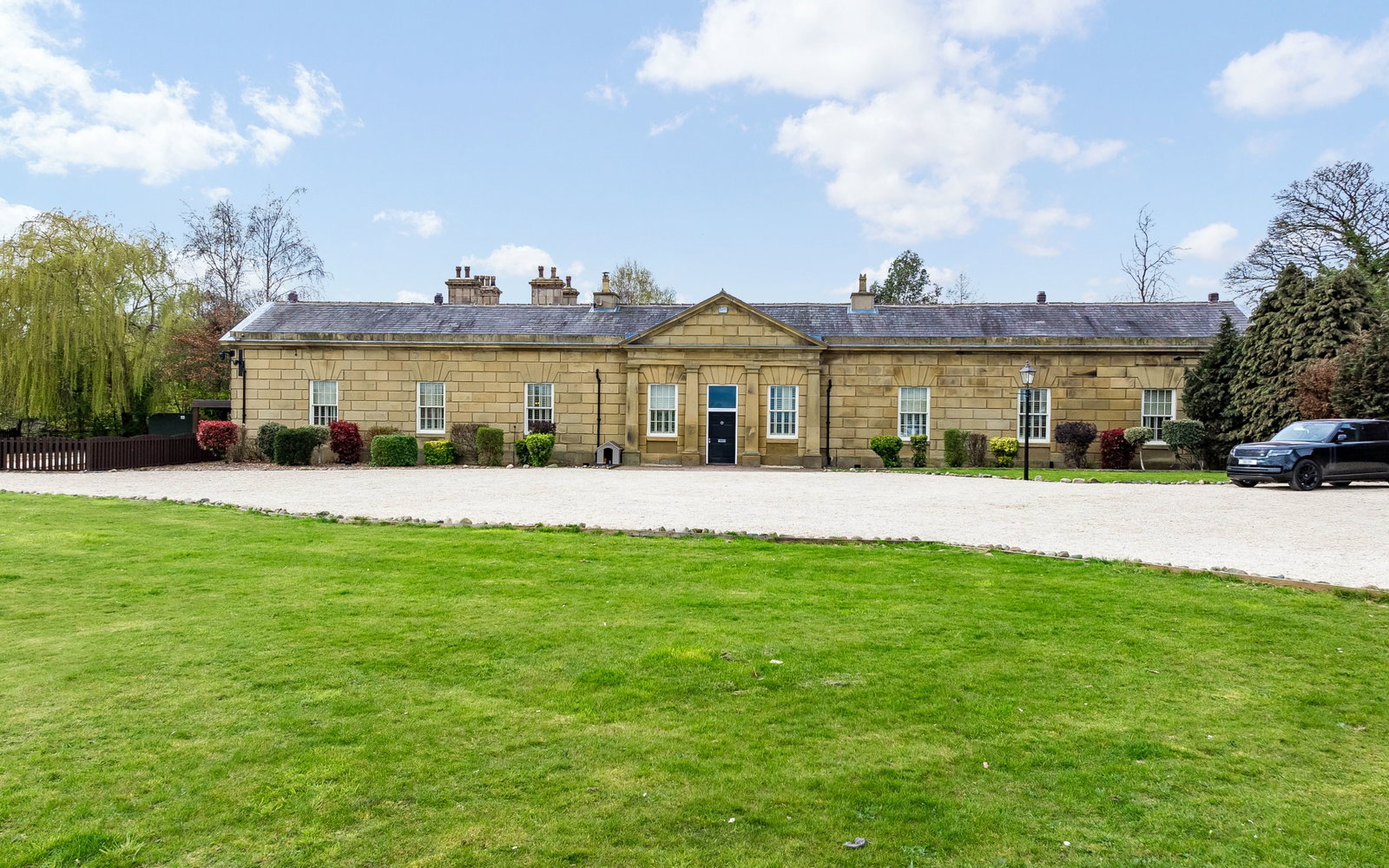 Coach House in St. Helens