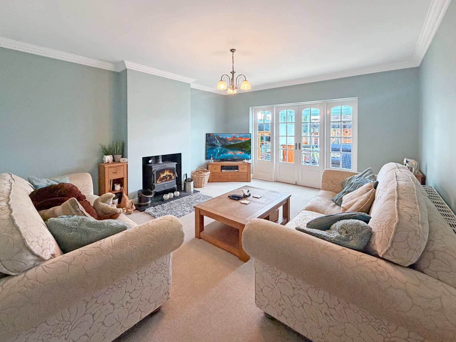 Semi Detached Bungalow in Stanford-le-hope