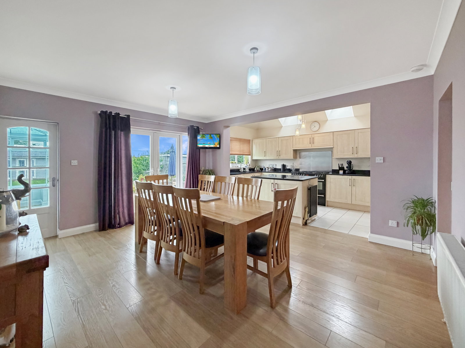 Semi Detached Bungalow in Stanford-le-hope