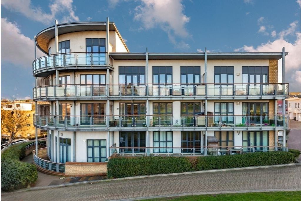 Apartment in Greenhithe