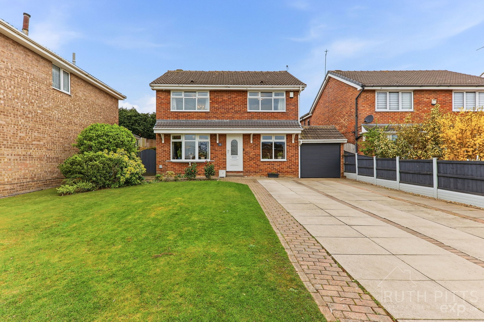 Detached House in Pontefract