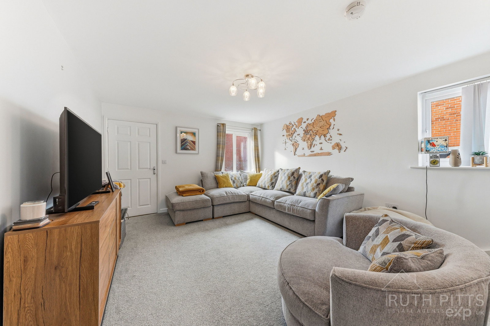 Semi Detached House in Pontefract