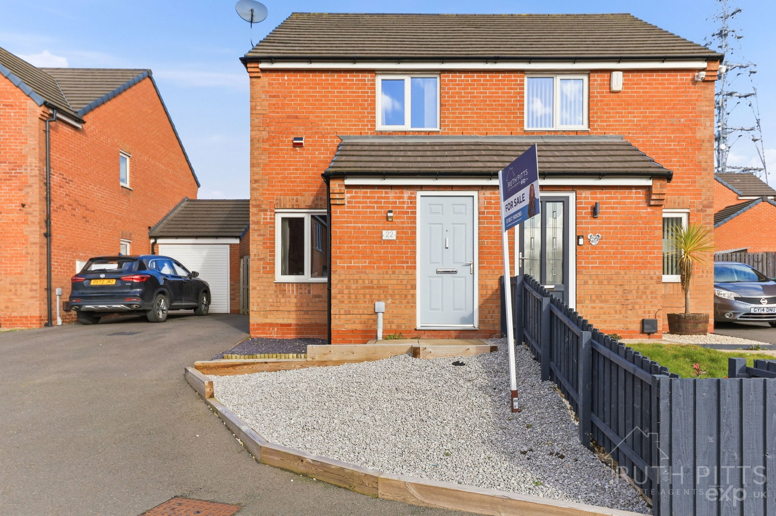 Semi Detached House in Pontefract