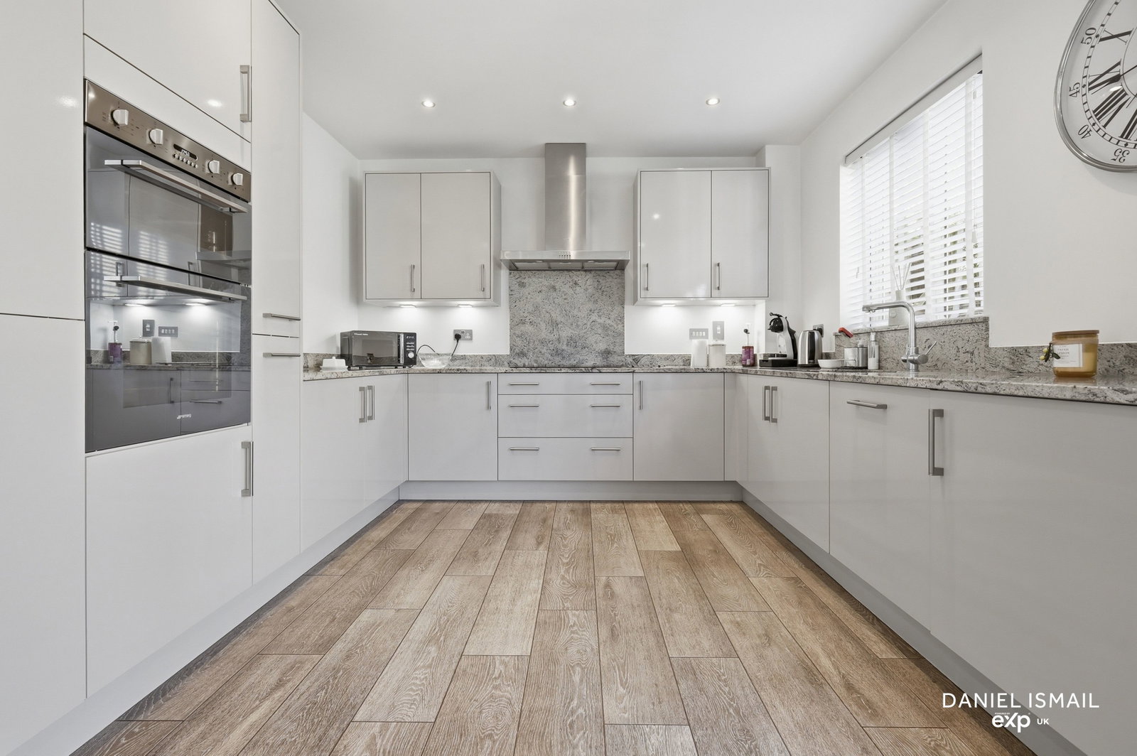 Detached House in Basildon