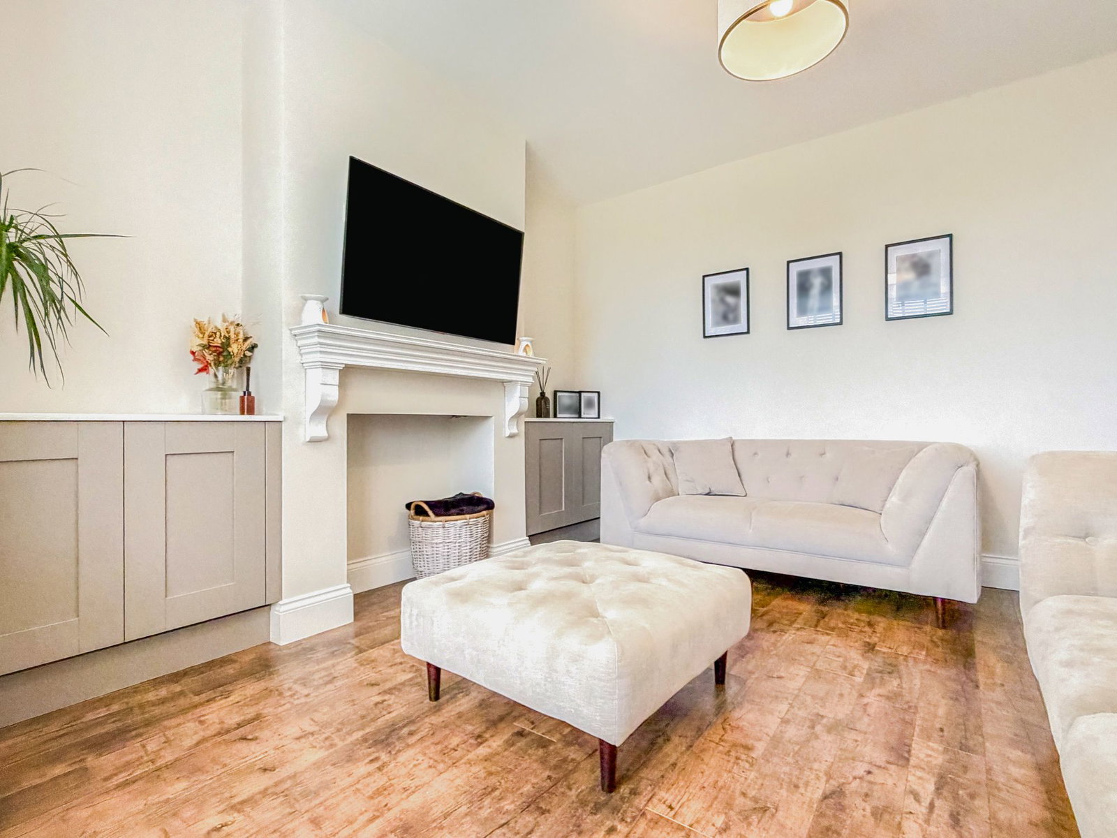 Semi Detached House in Barnsley