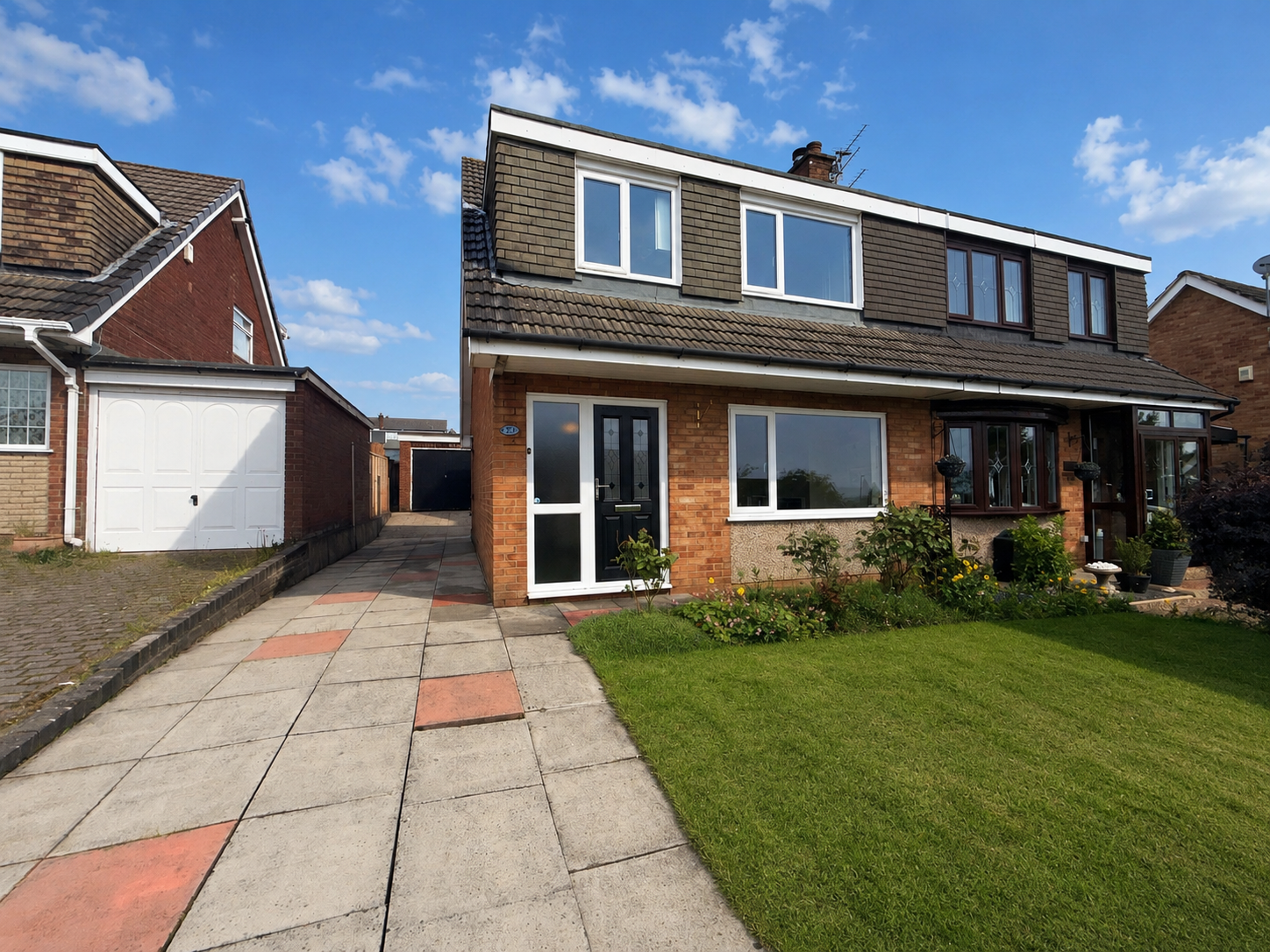 Semi Detached House in Dukinfield