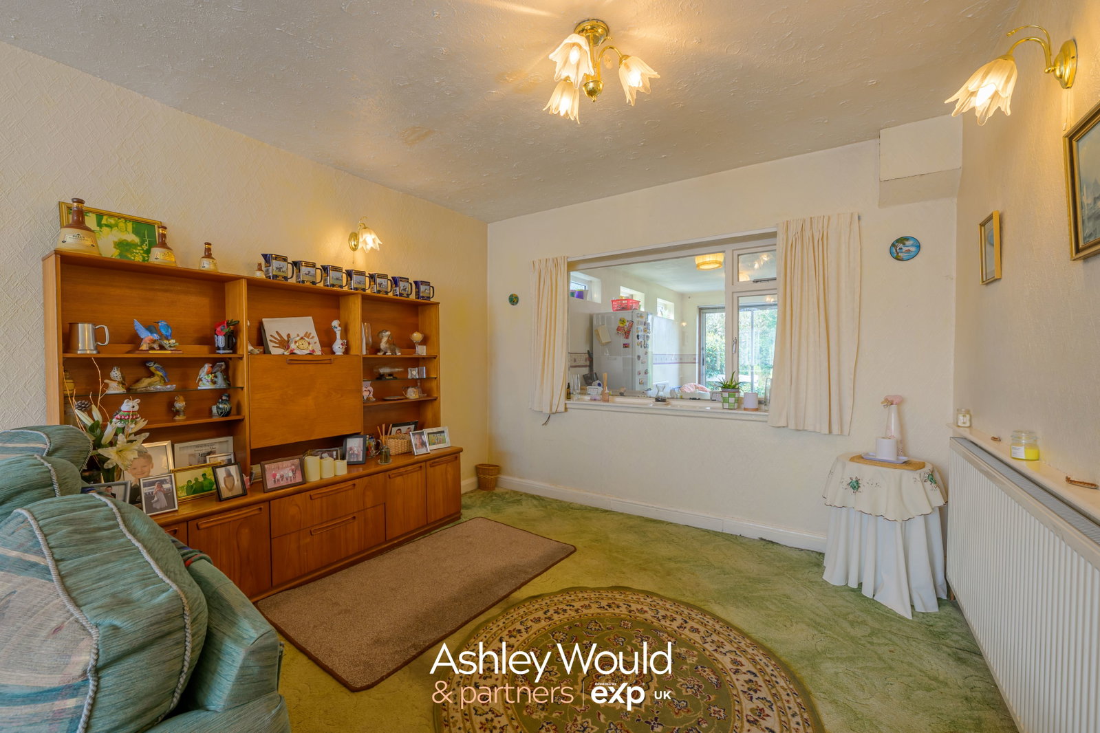 Semi Detached House in Oldbury