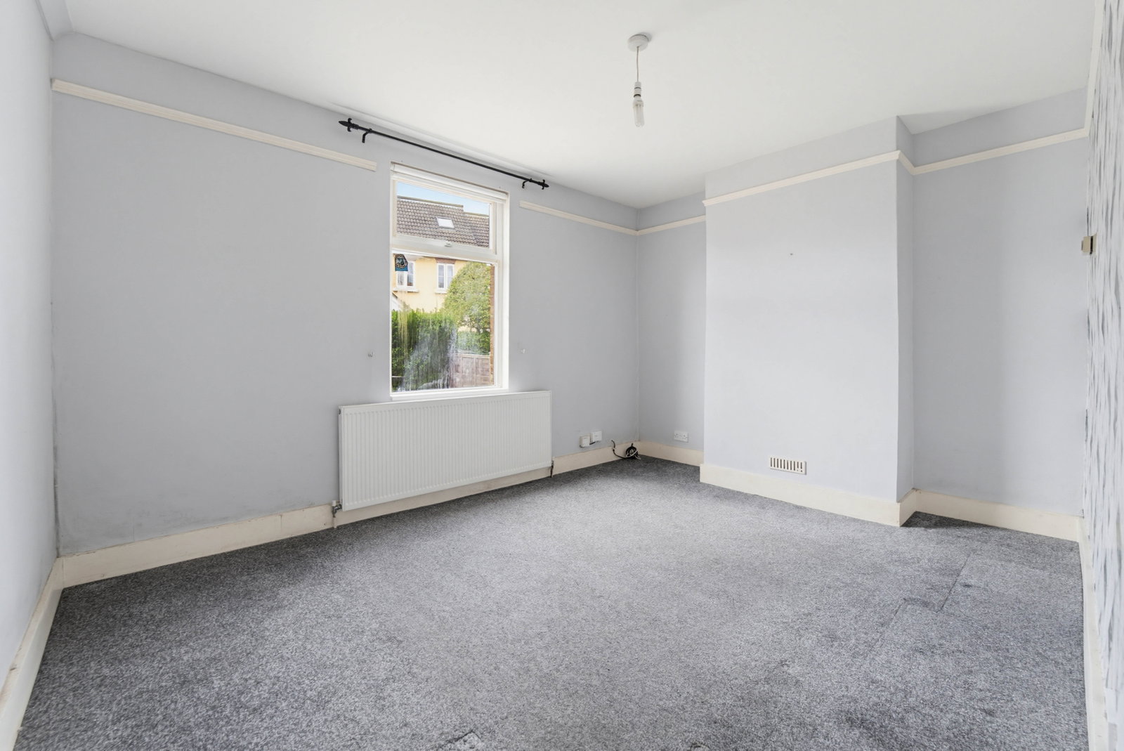 End Of Terrace House for sale in Hounslow, Holly Road, Hounslow, TW3 1UN, 709 m²