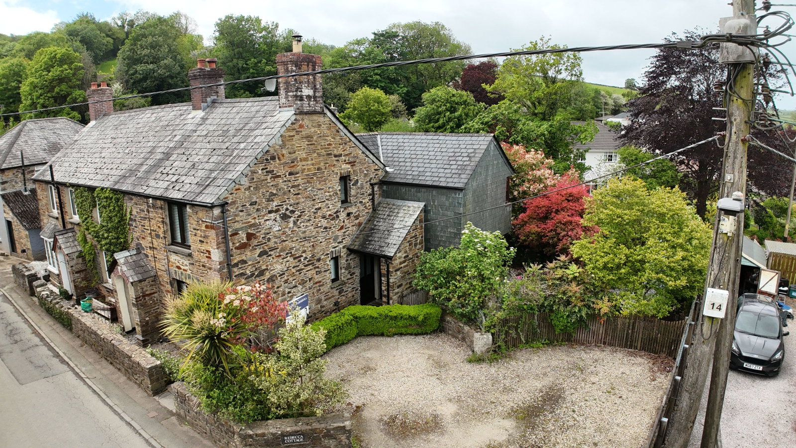 Semi Detached House in Lifton