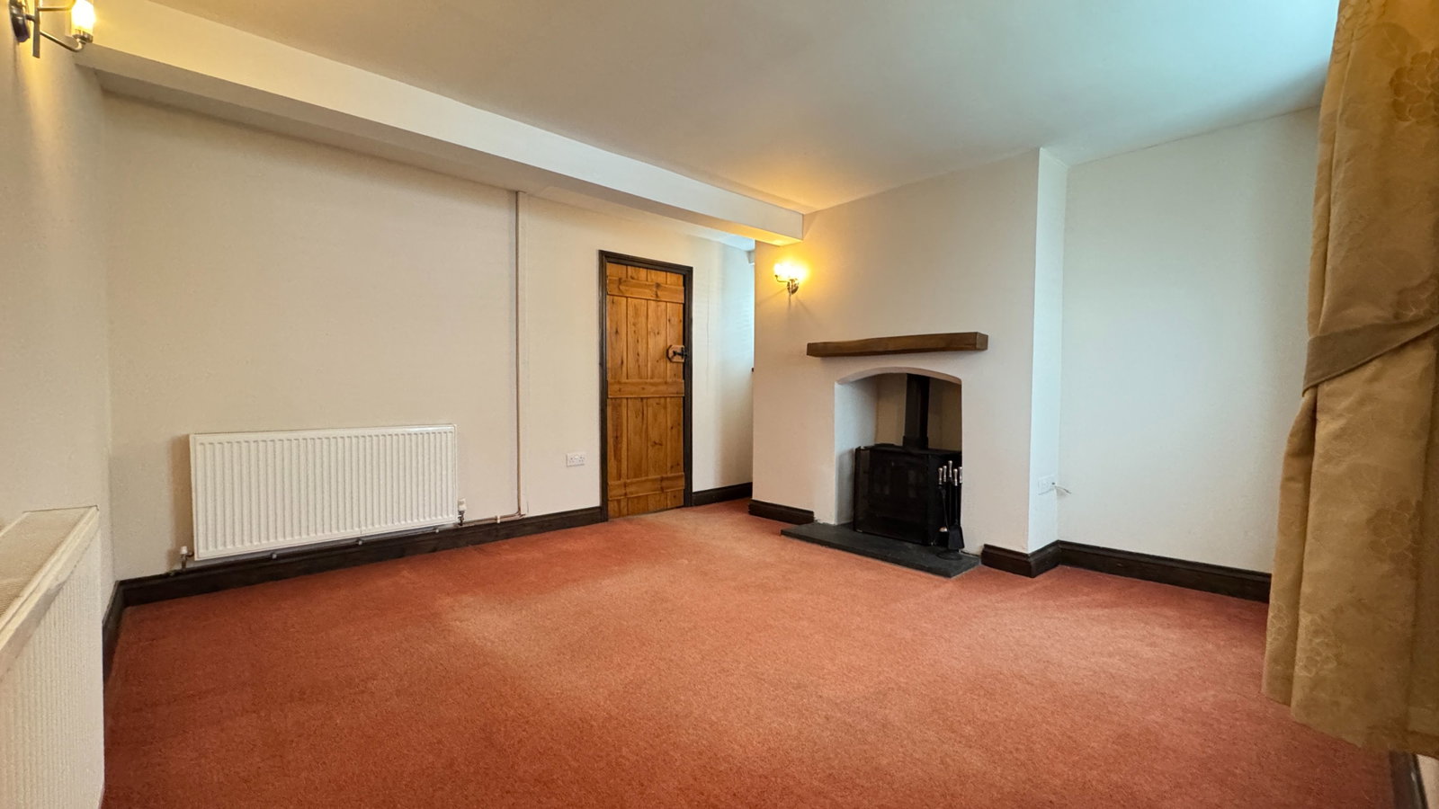 Semi Detached House in Lifton