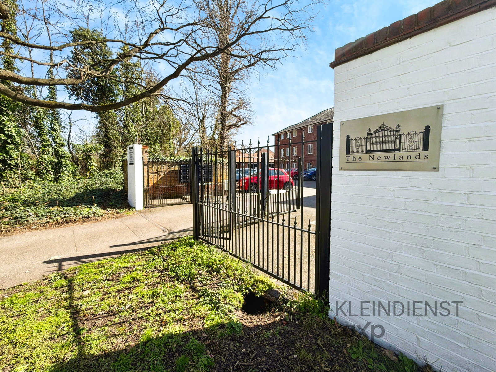 Studio in Thames Ditton