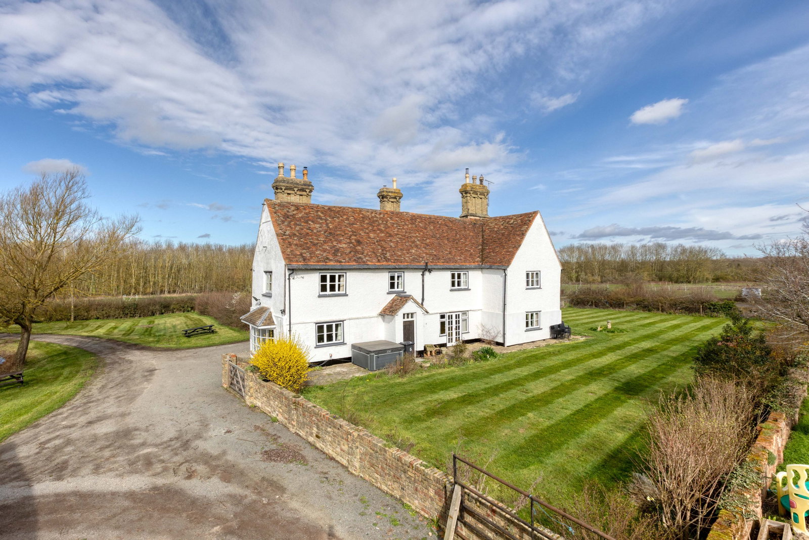 Country House in Shefford