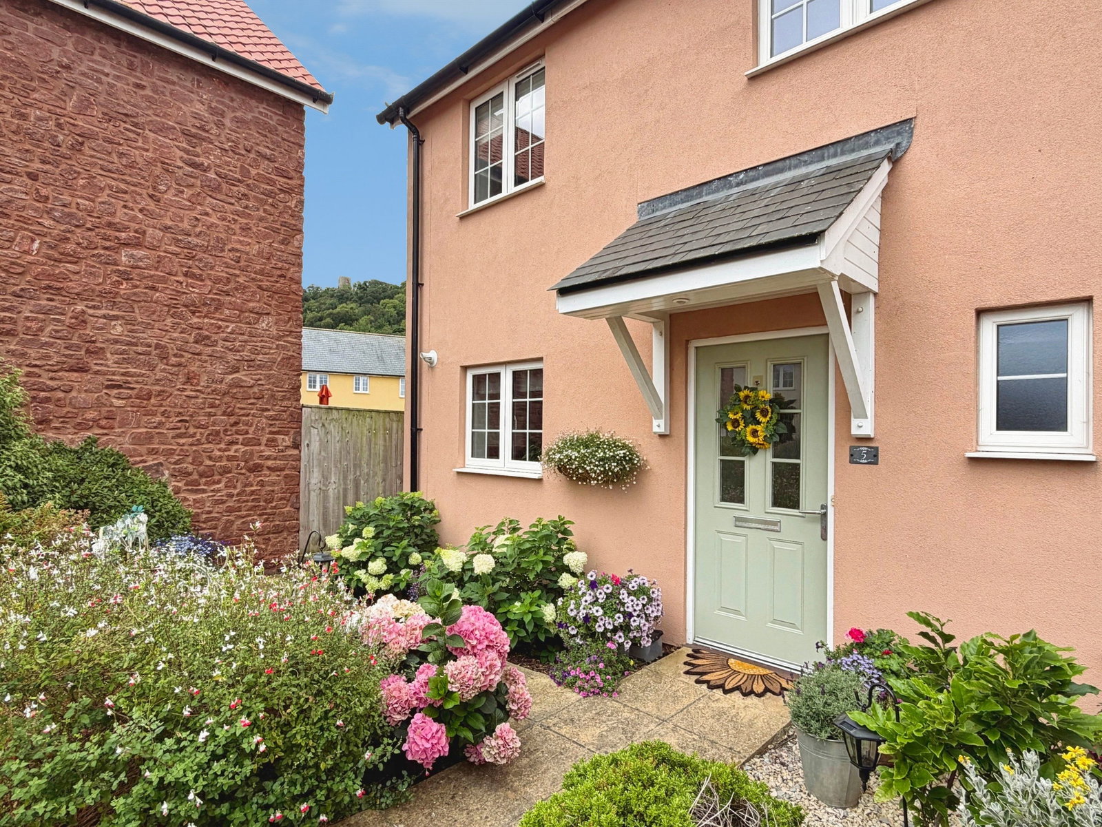 Semi Detached House in Minehead