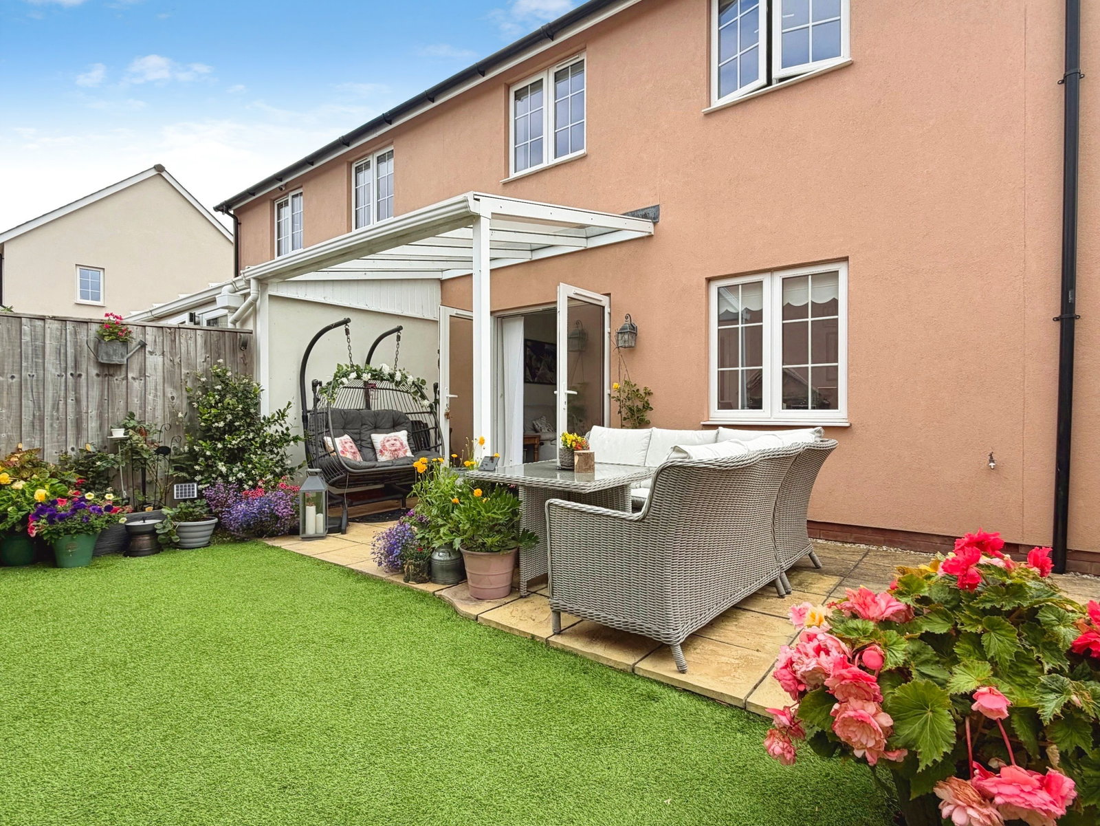 Semi Detached House in Minehead