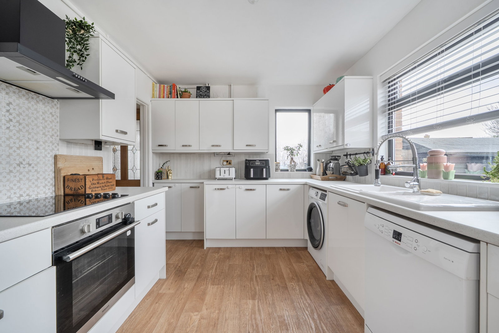 End Of Terrace House for sale in Westgate On Sea, Linksfield Road, Westgate On Sea, 810 m²