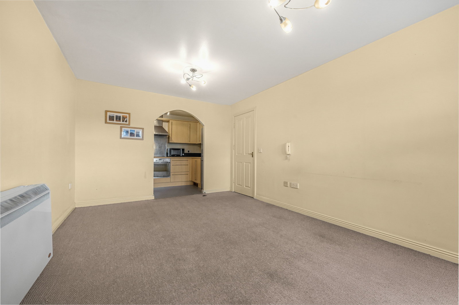 Flat in Bridgend