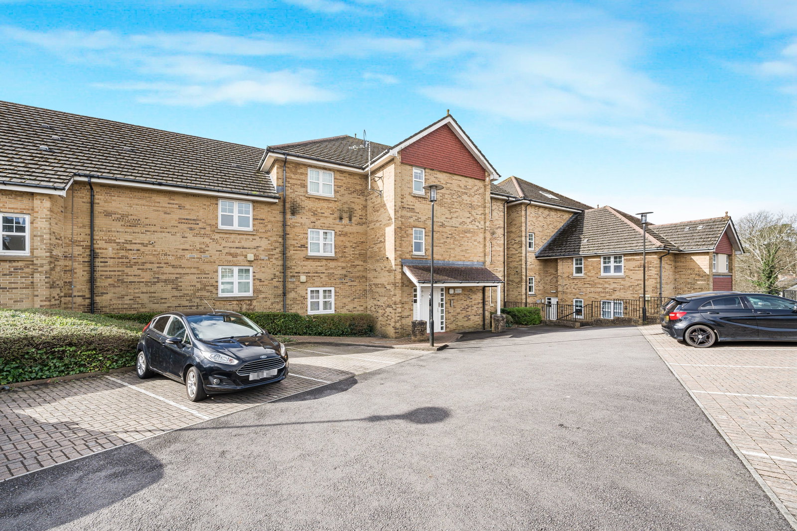 Flat in Bridgend