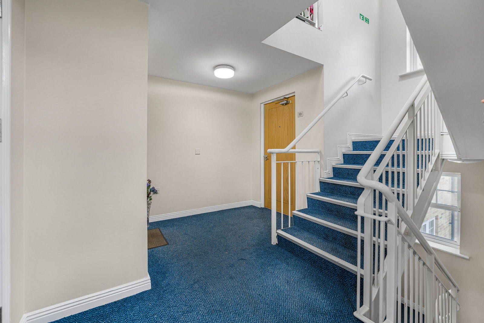 Flat in Bridgend