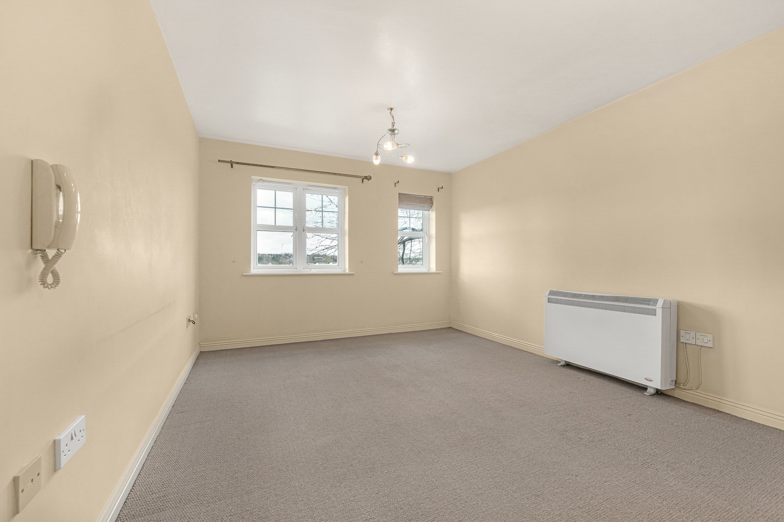 Flat in Bridgend