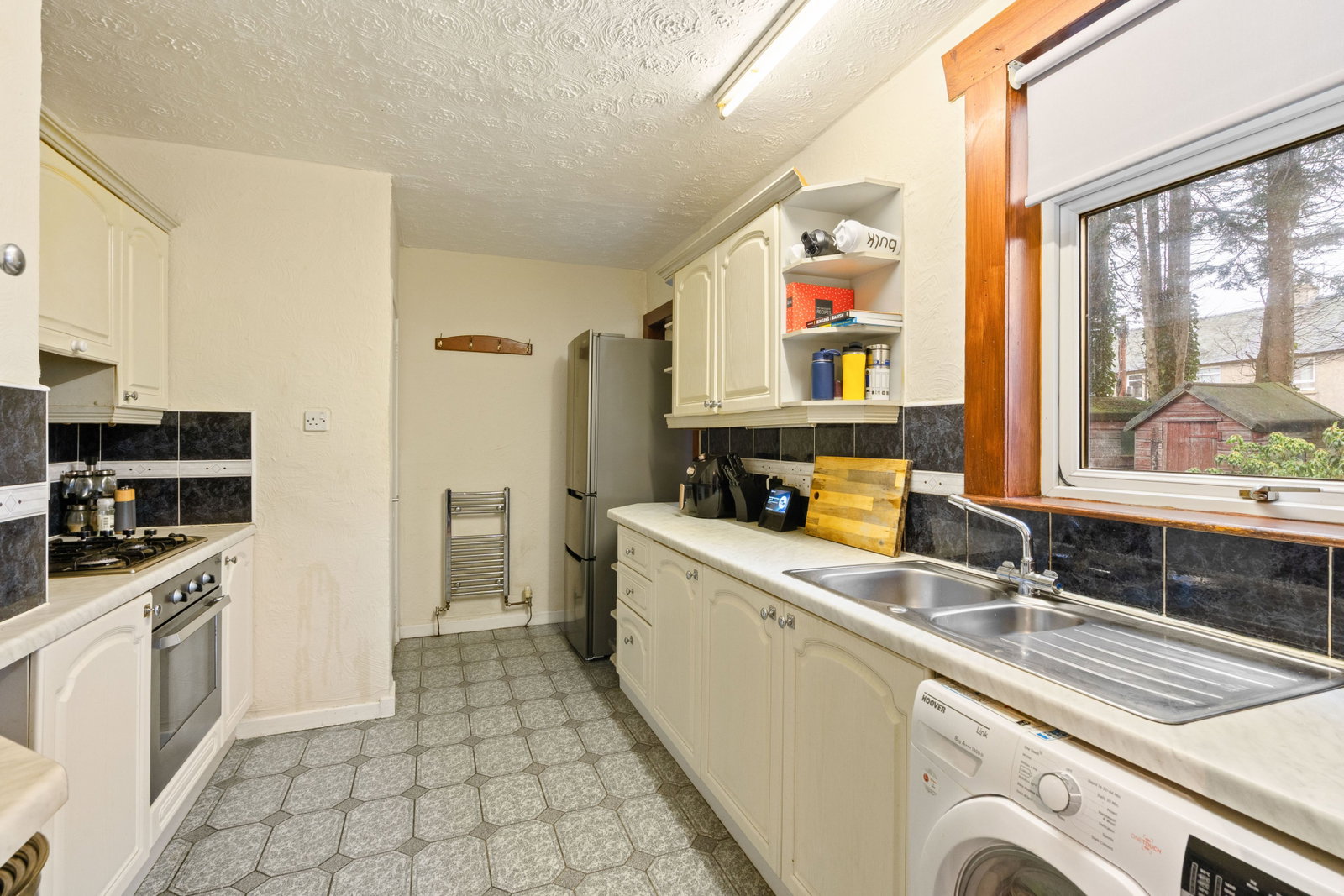 Semi Detached House in Broxburn