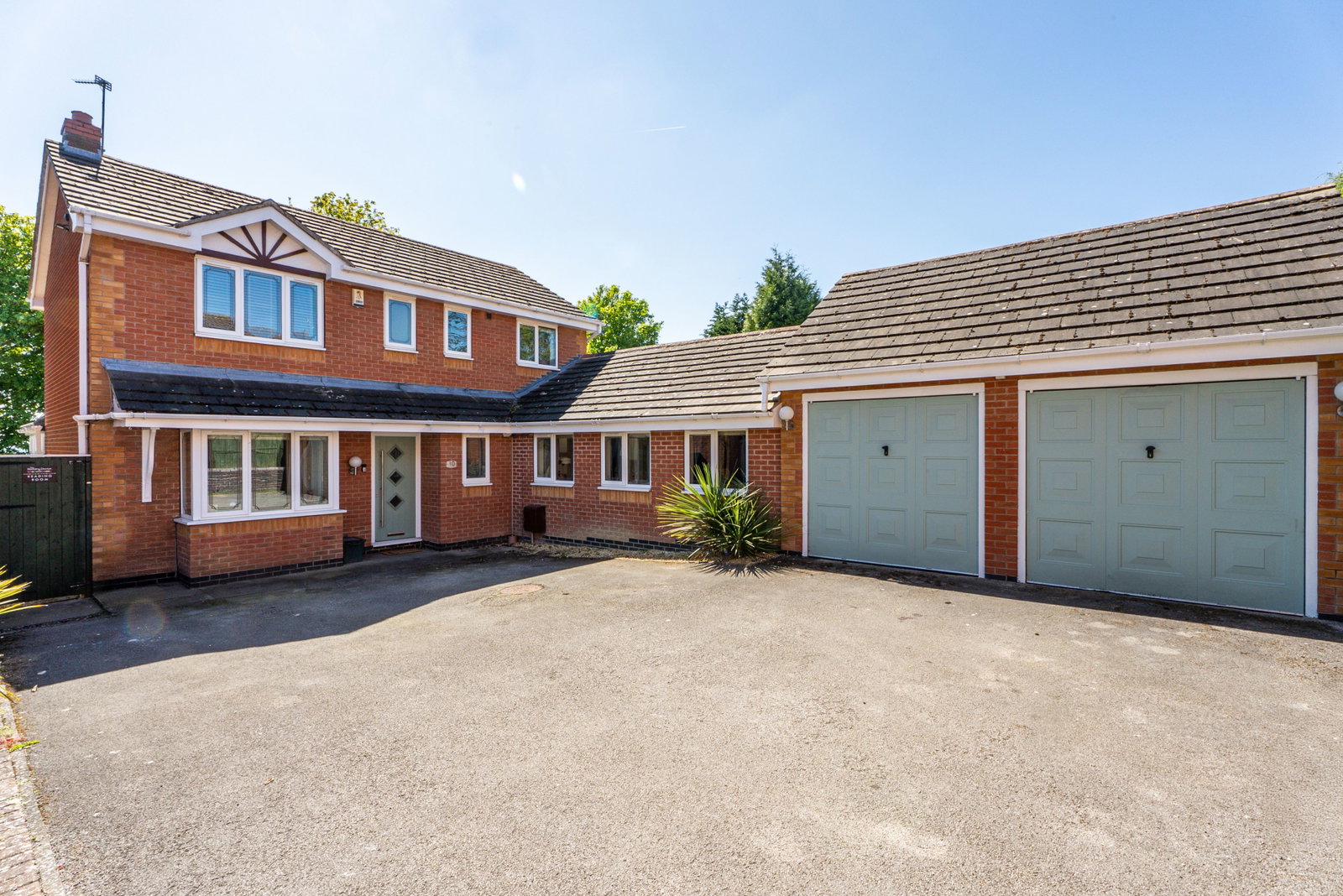 Detached House in Nottingham