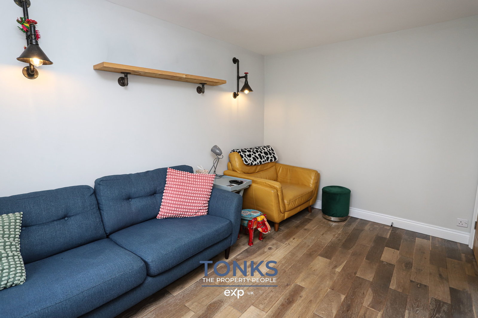 Semi Detached House in Brierley Hill