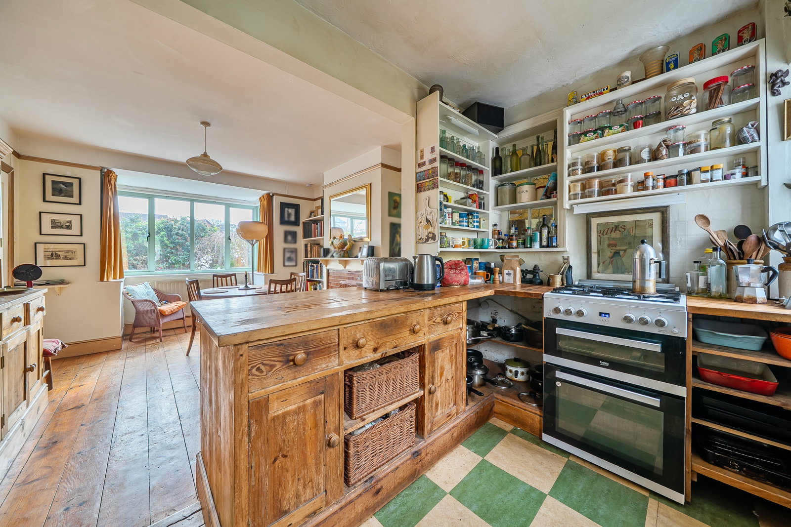 Semi Detached House in Budleigh Salterton