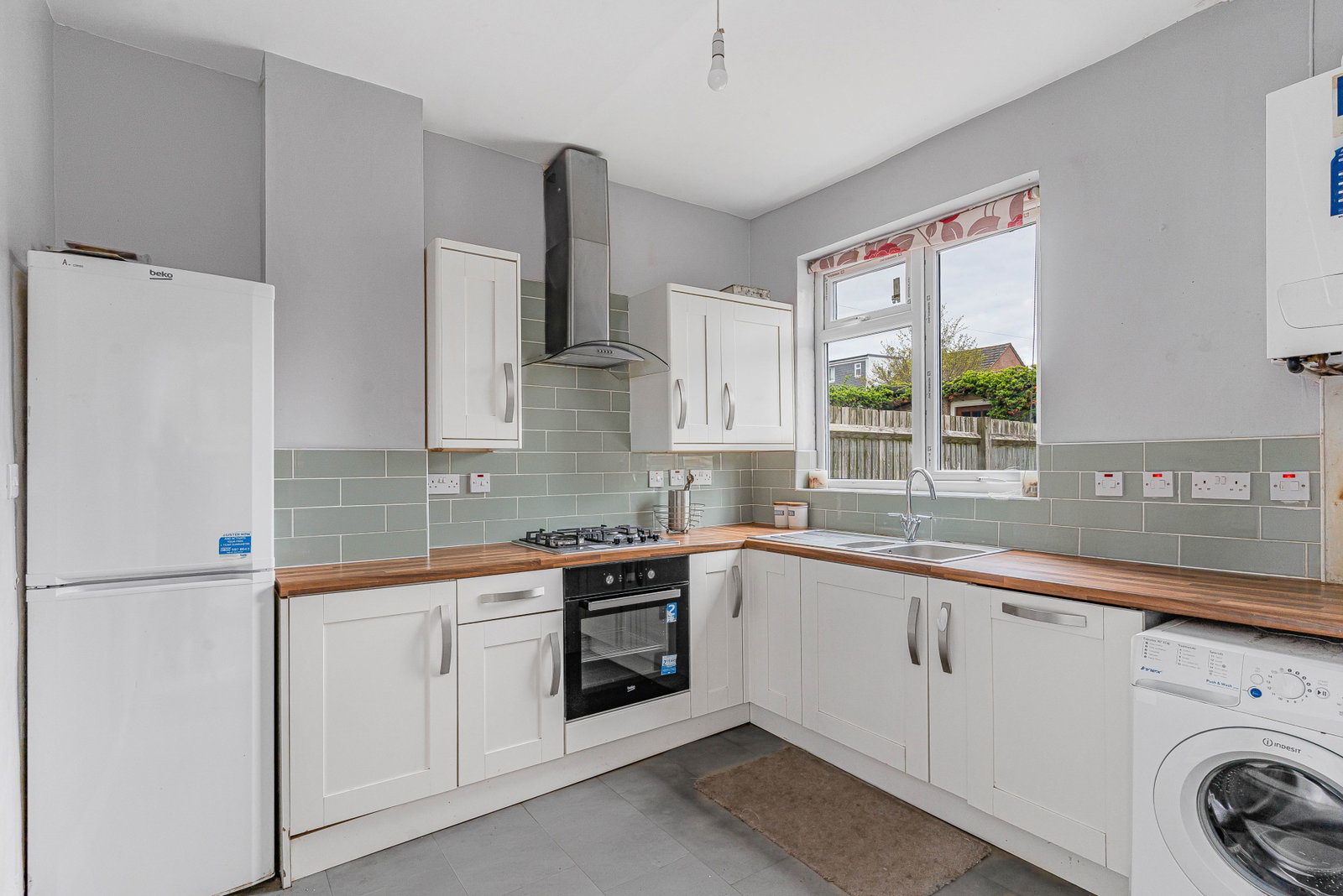 Semi Detached House in Mitcham