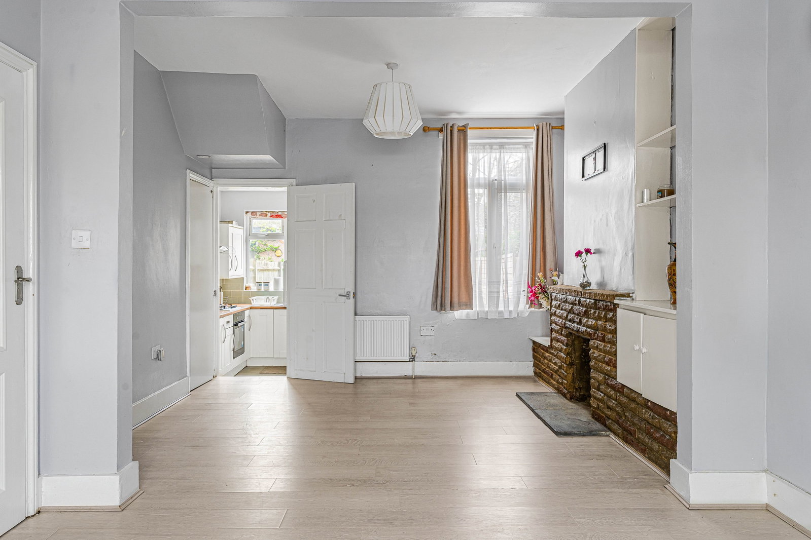 Semi Detached House in Mitcham