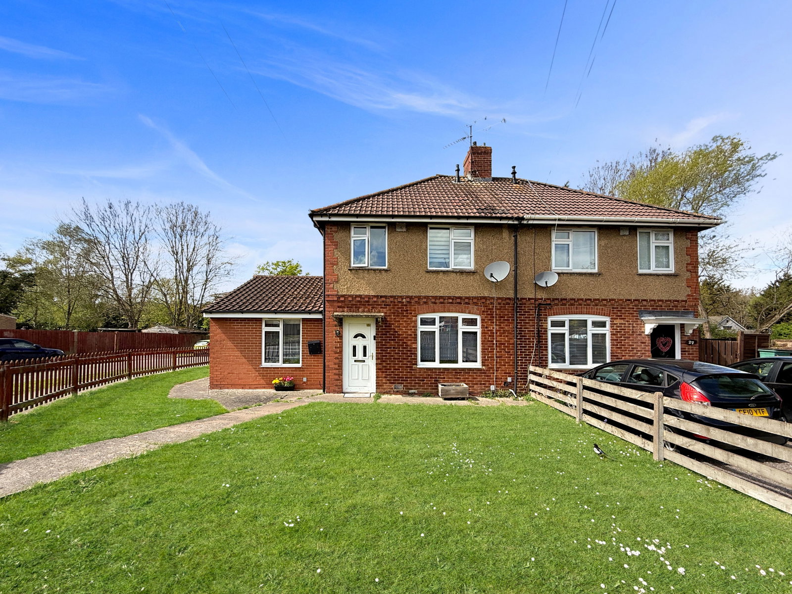 Semi Detached House in Trowbridge