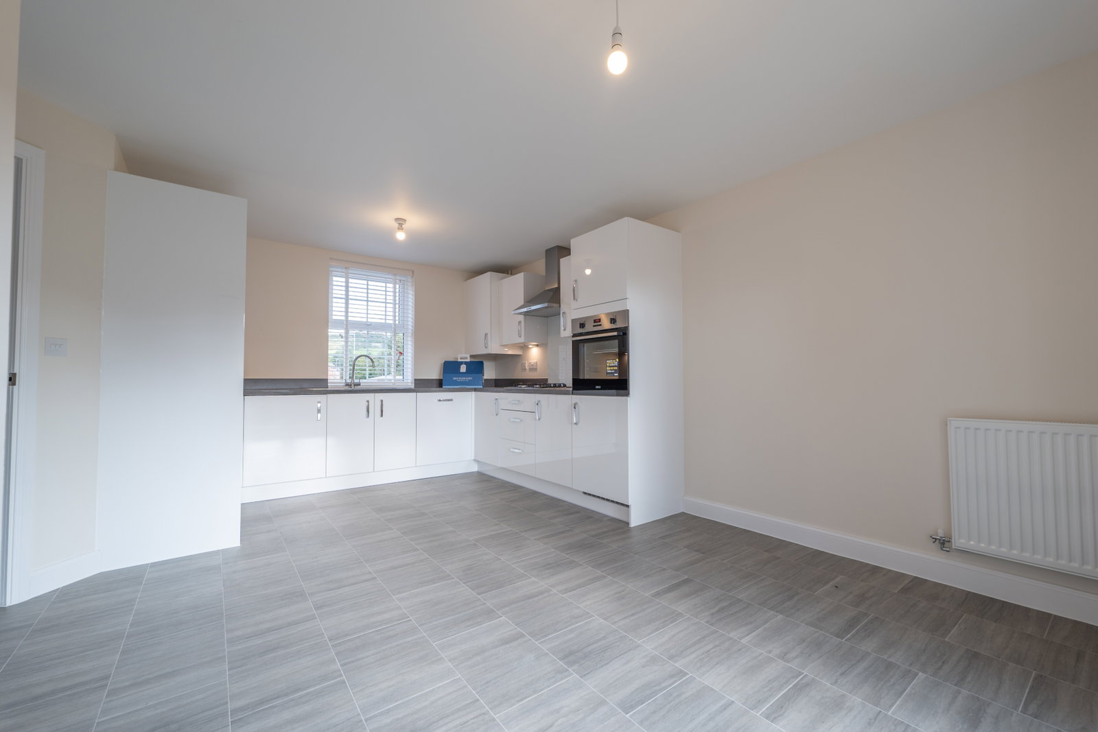 Detached House for rent in Macclesfield, Bourdillon Place Macclesfield, 990 m²