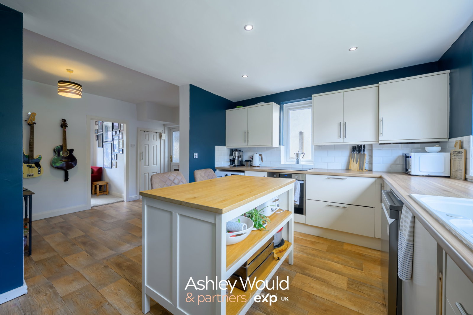 Semi Detached House in Kidderminster