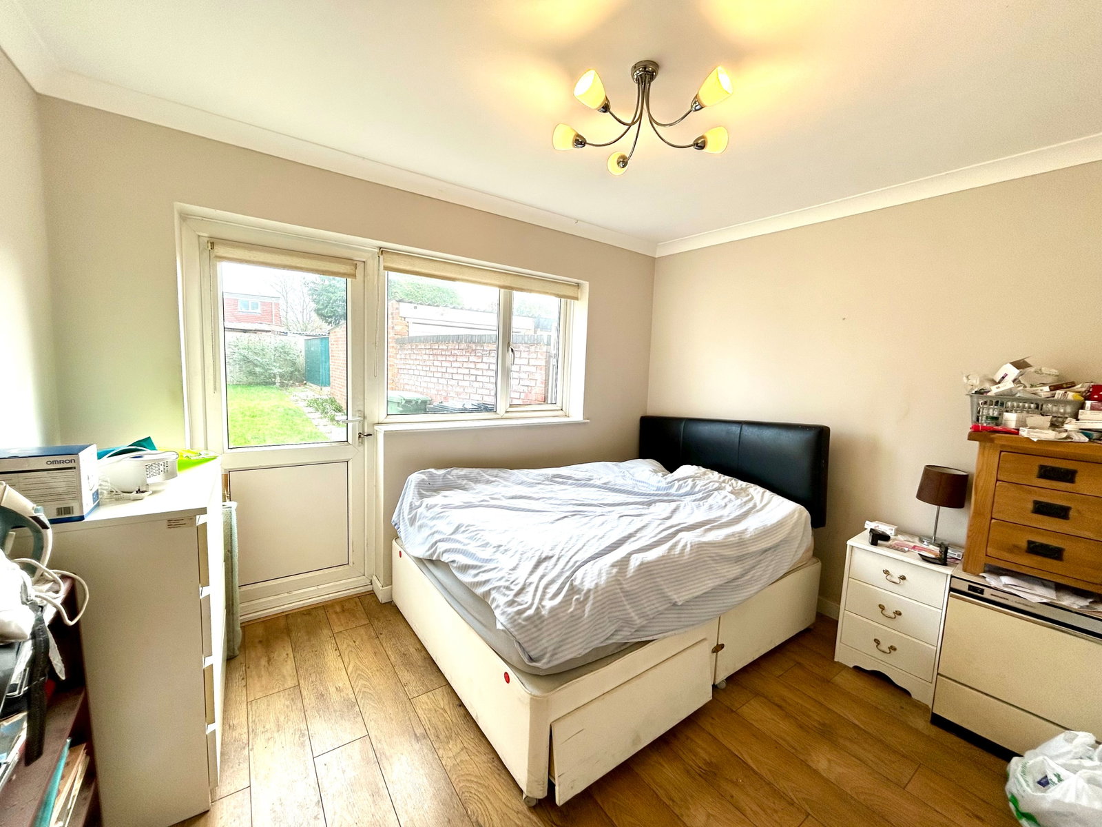 Semi Detached Bungalow in Dunstable
