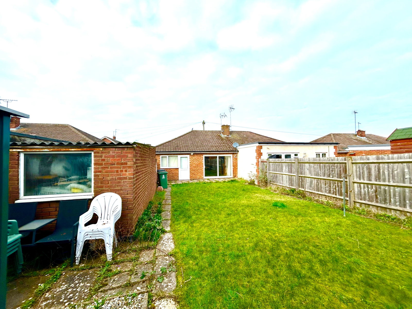 Semi Detached Bungalow in Dunstable