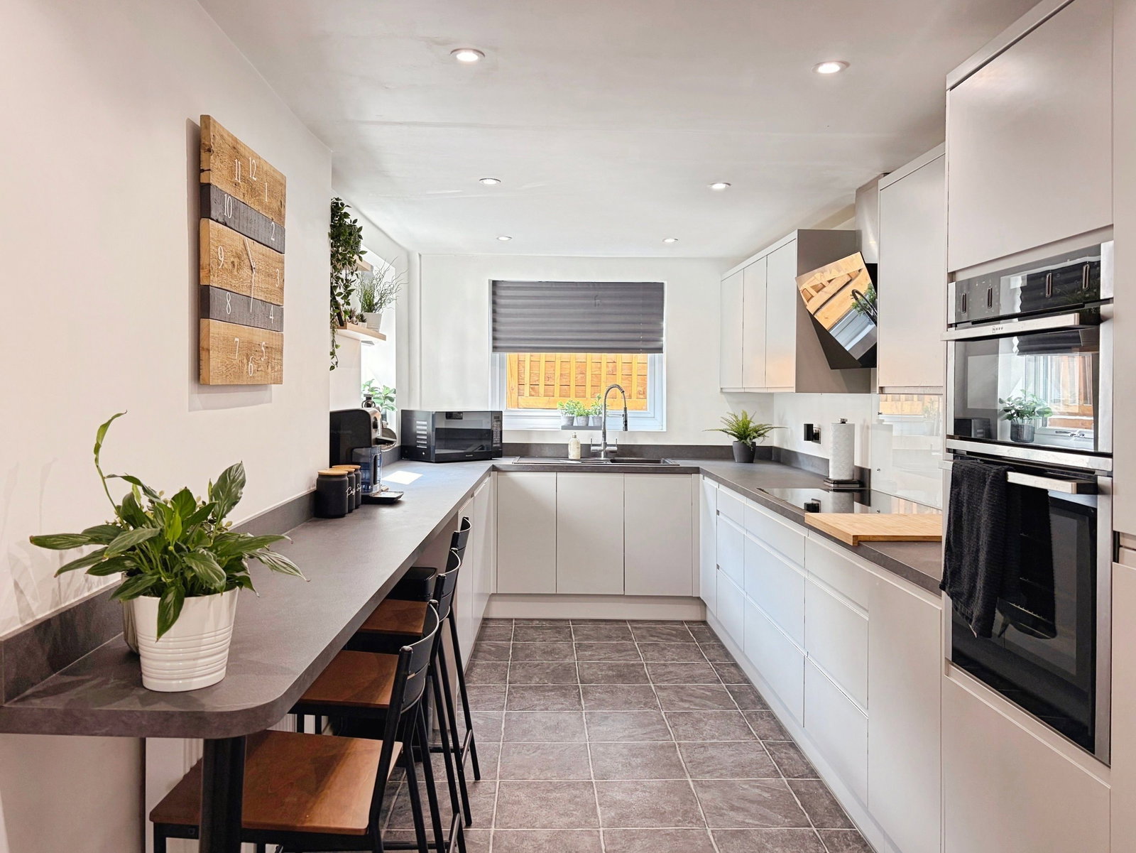 Terraced House for sale in Bristol, Hengrove Lane, Bristol, BS14, 1434 m²