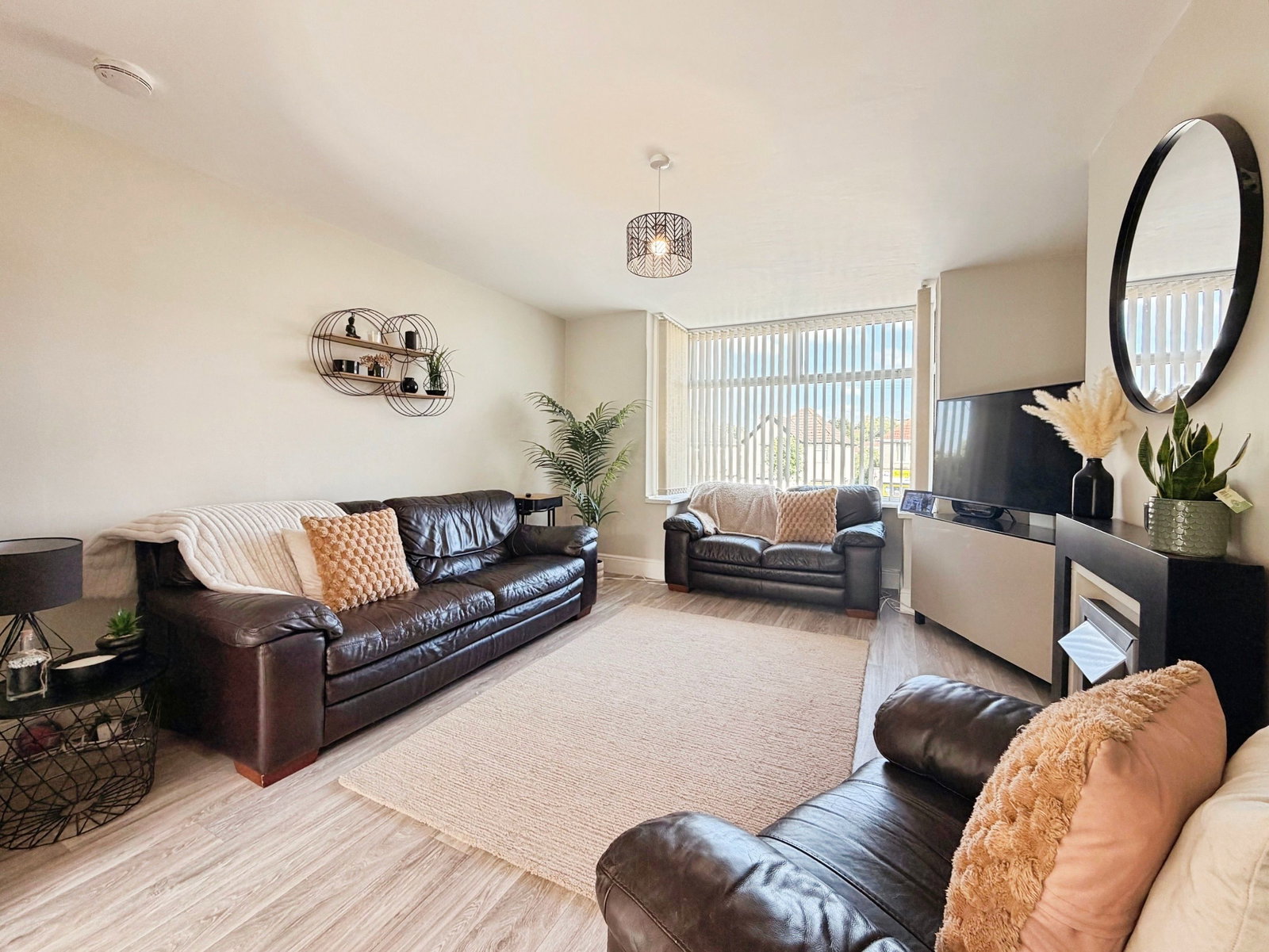 Terraced House for sale in Bristol, Hengrove Lane, Bristol, BS14, 1434 m²