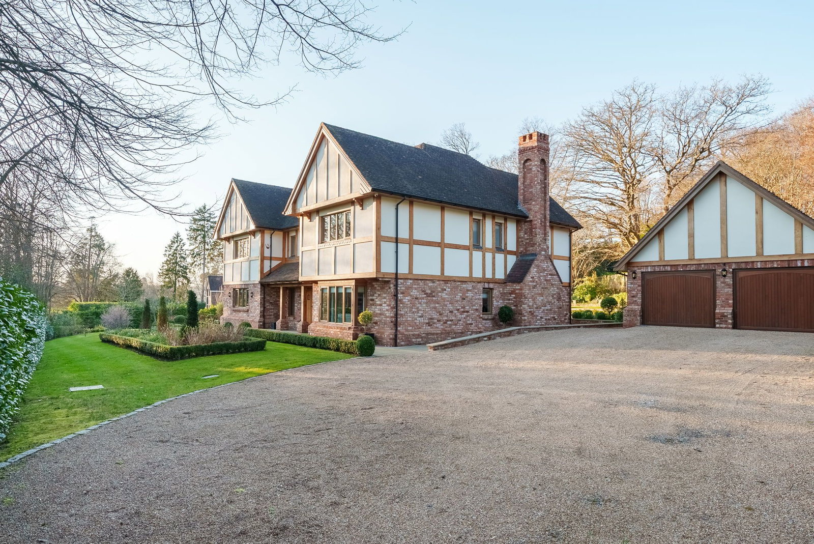 Detached House in East Grinstead