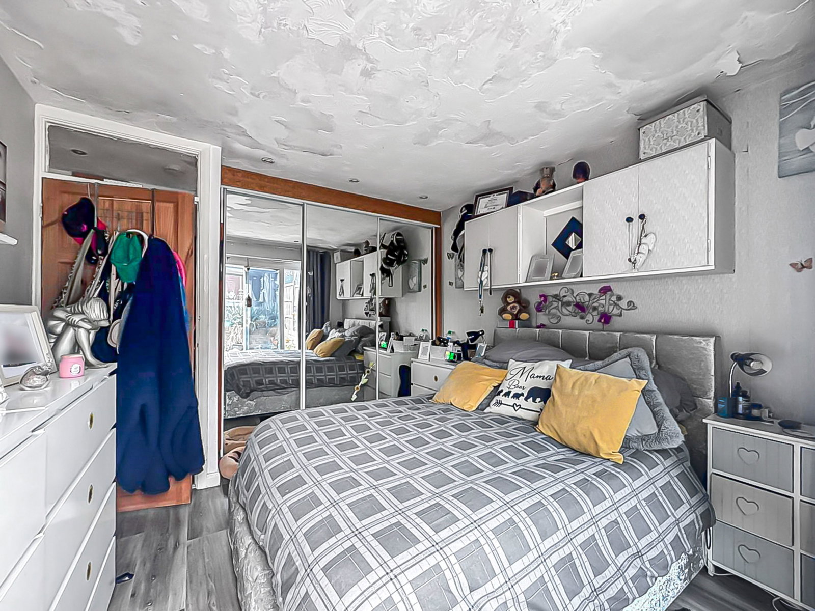 Semi Detached Bungalow in Gloucester