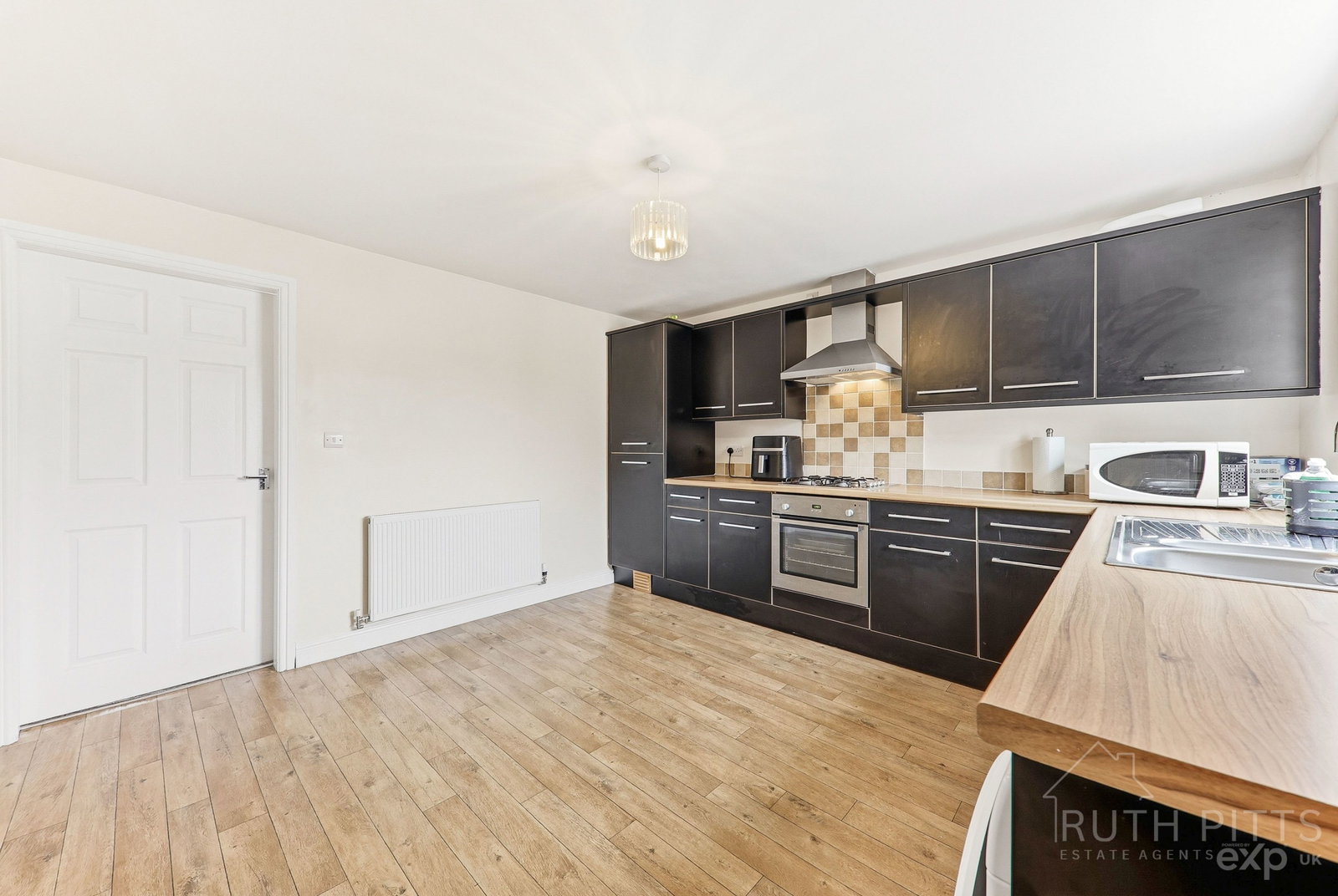 Semi Detached House in Pontefract