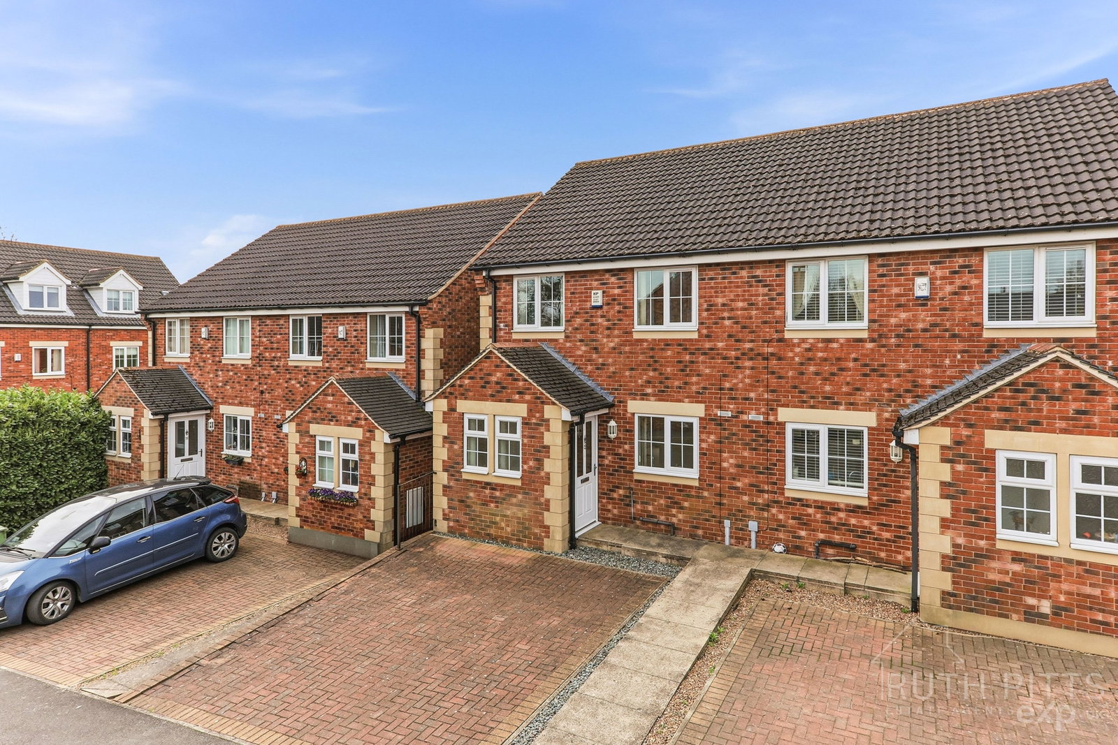 Semi Detached House in Pontefract