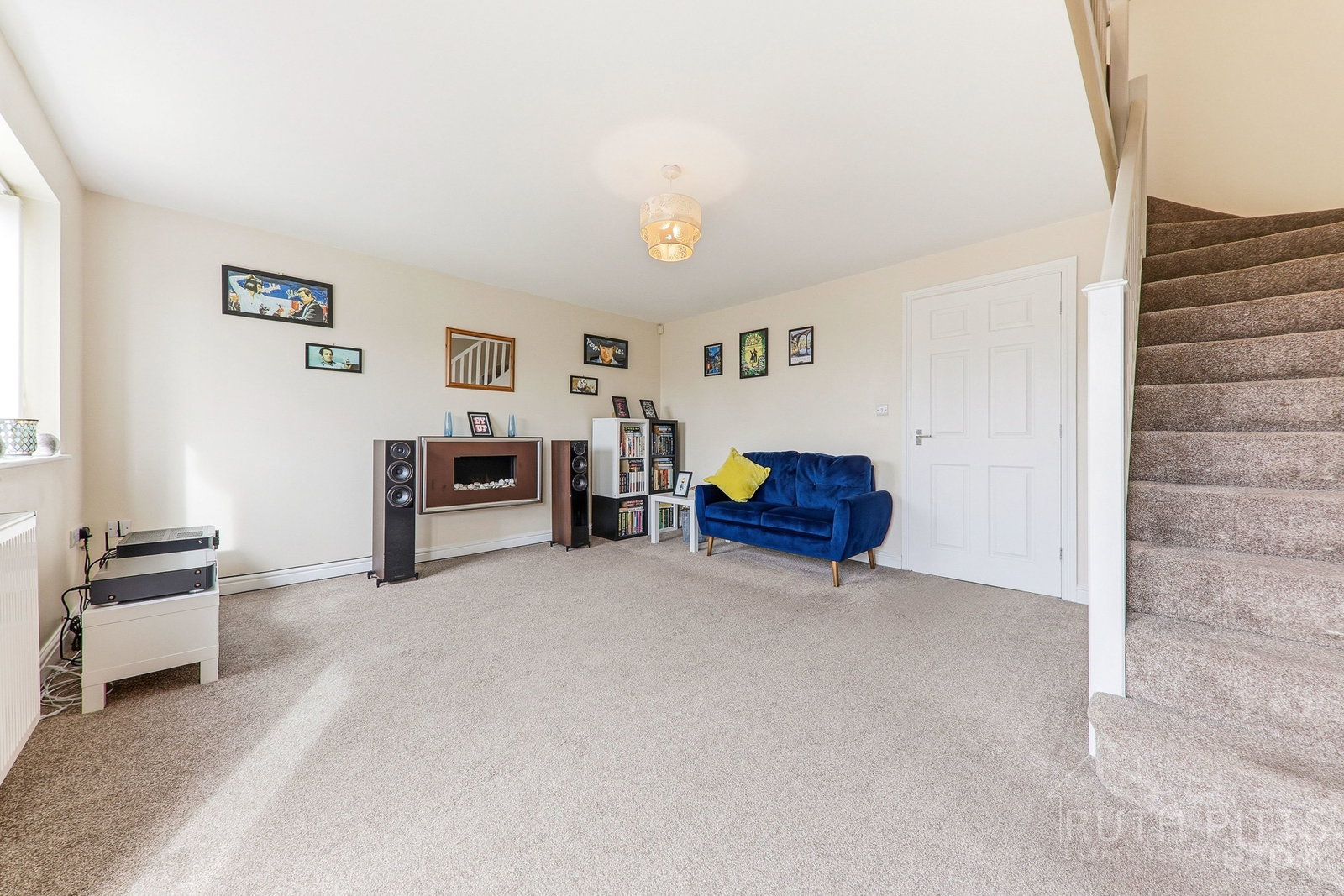 Semi Detached House in Pontefract