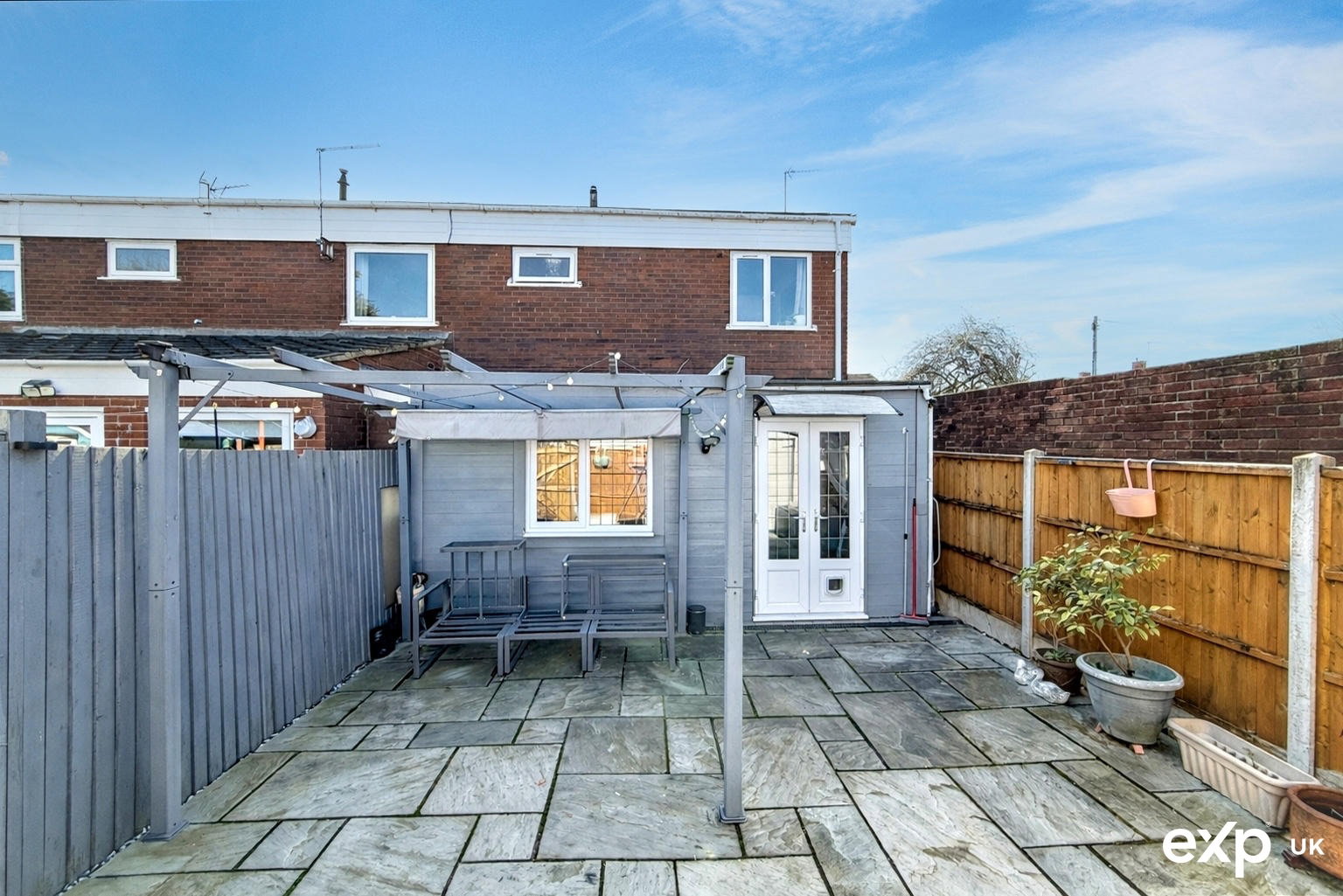 End Of Terrace House in Nuneaton
