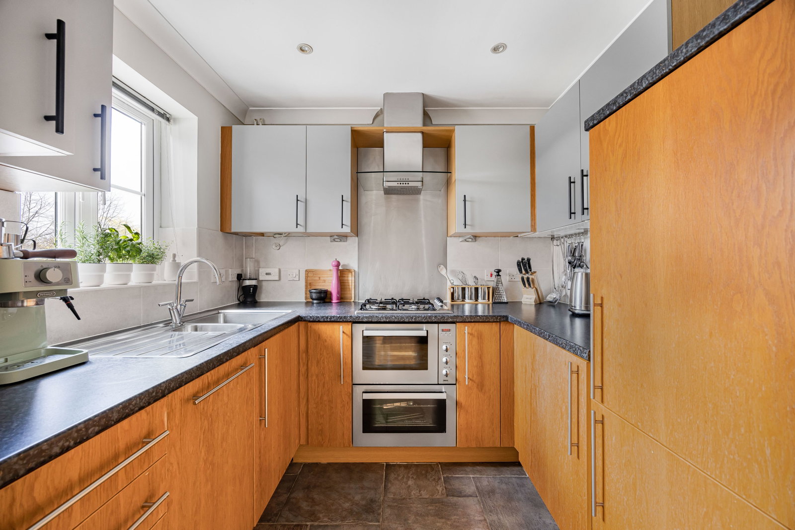 Apartment in Cheltenham