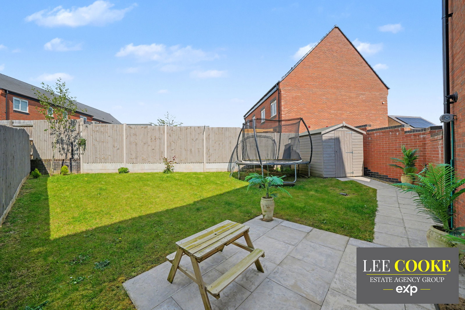Semi Detached House in Telford