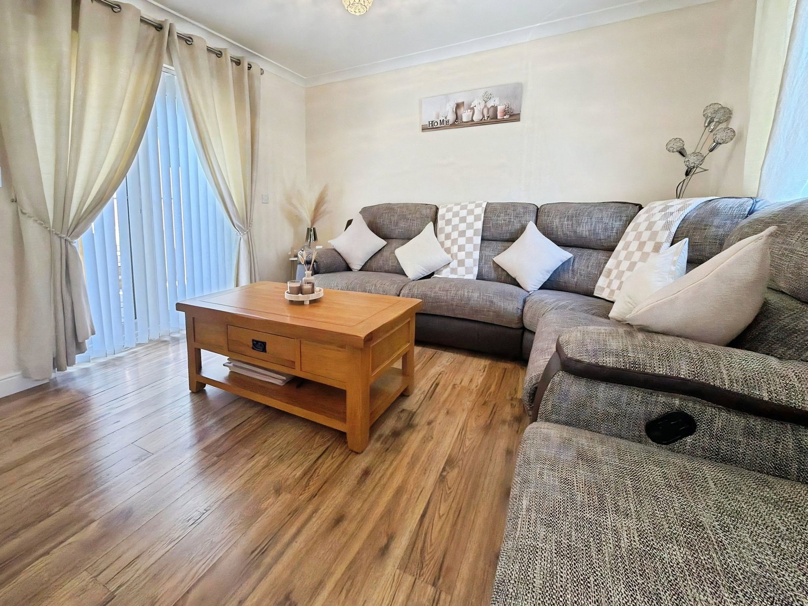 Detached House in Swansea