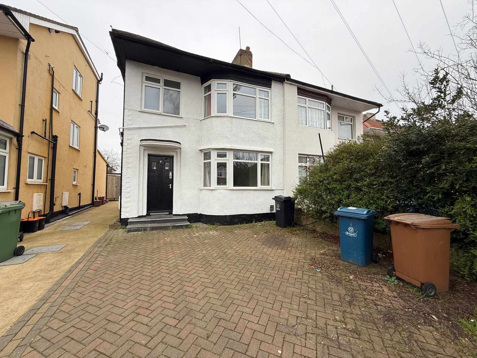 Semi Detached House in Edgware
