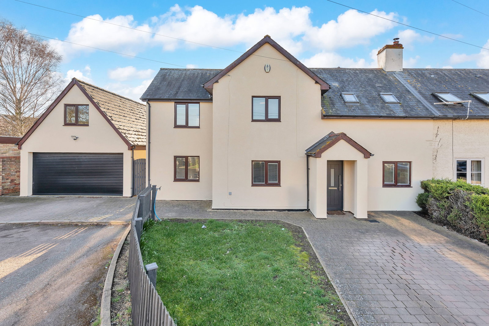 Semi Detached House in Huntingdon
